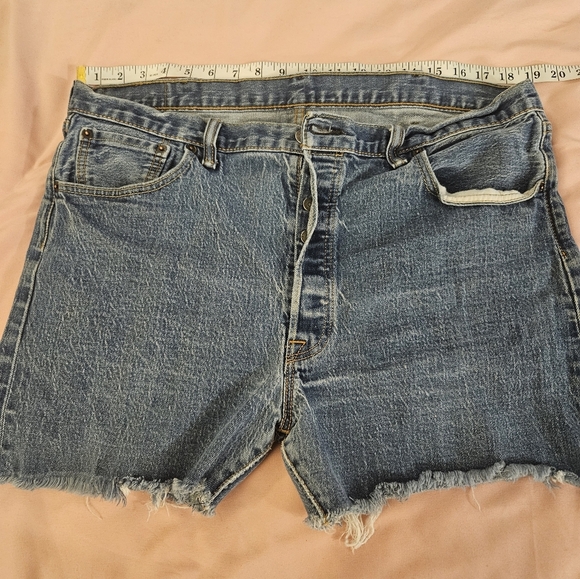 Levi's Button Fly Shorts 40X30 - Picture 1 of 6